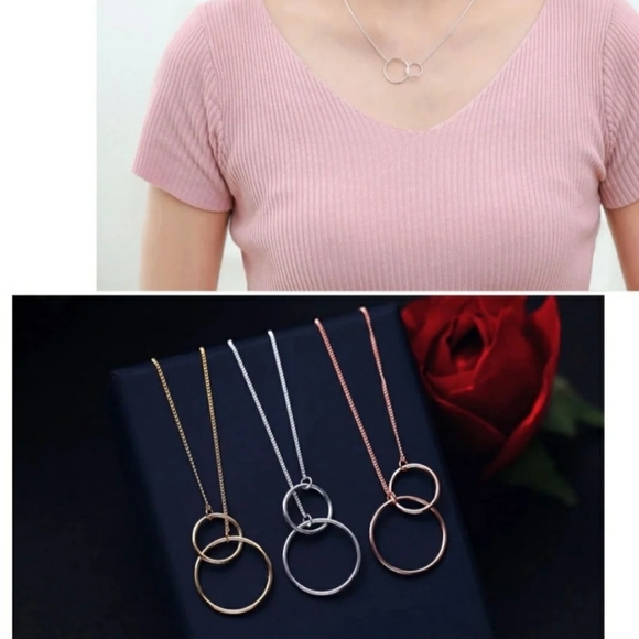 Silver Circle Pendant Necklace - Picture 3 of 4